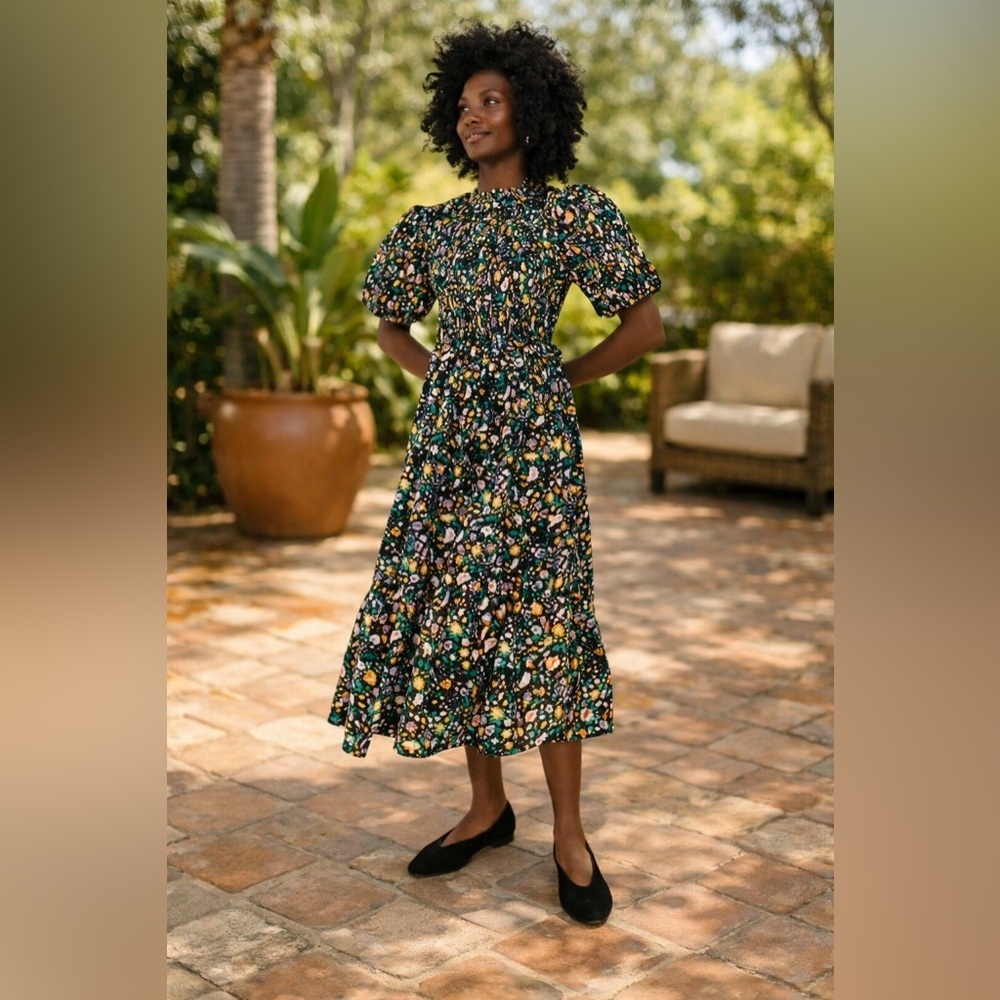 Hyacinth House Samantha Midi Dress M NWT Black Floral Smocked